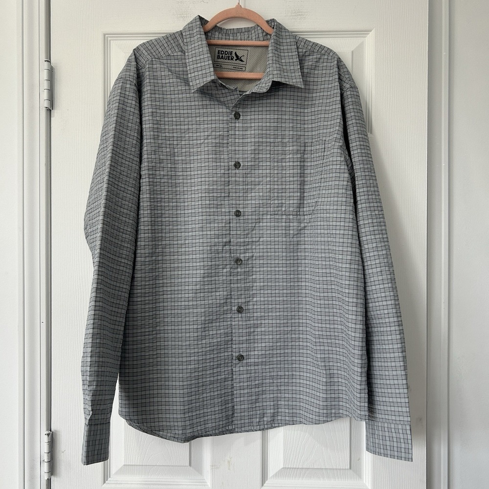 Eddie Bauer Men's Size XL 100% Polyester Long Sleeve Button Up Shirt Outdoor EUC